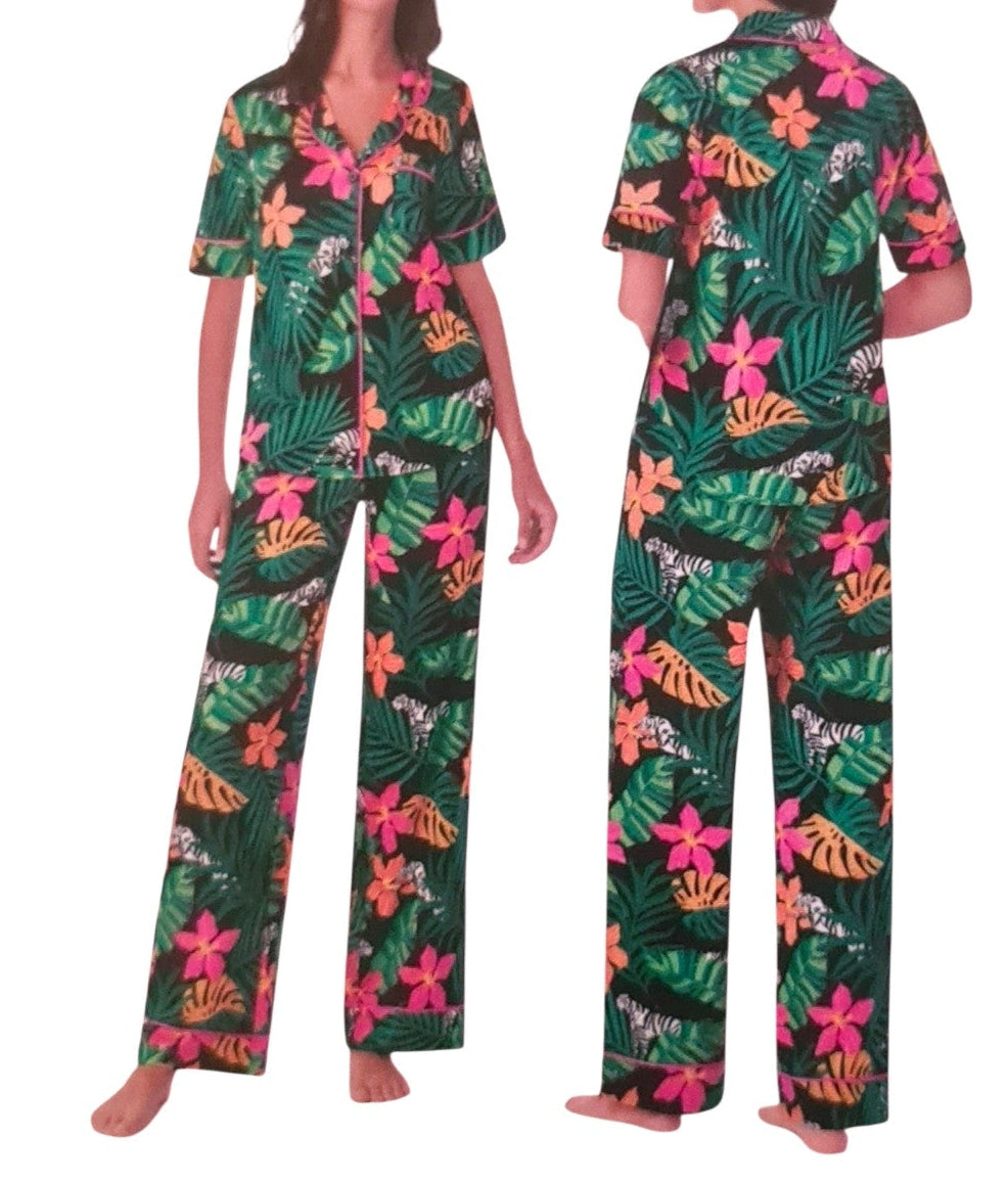 New Room Service Ladies Notch Collar 2 Piece Pyjama Set – Size Medium