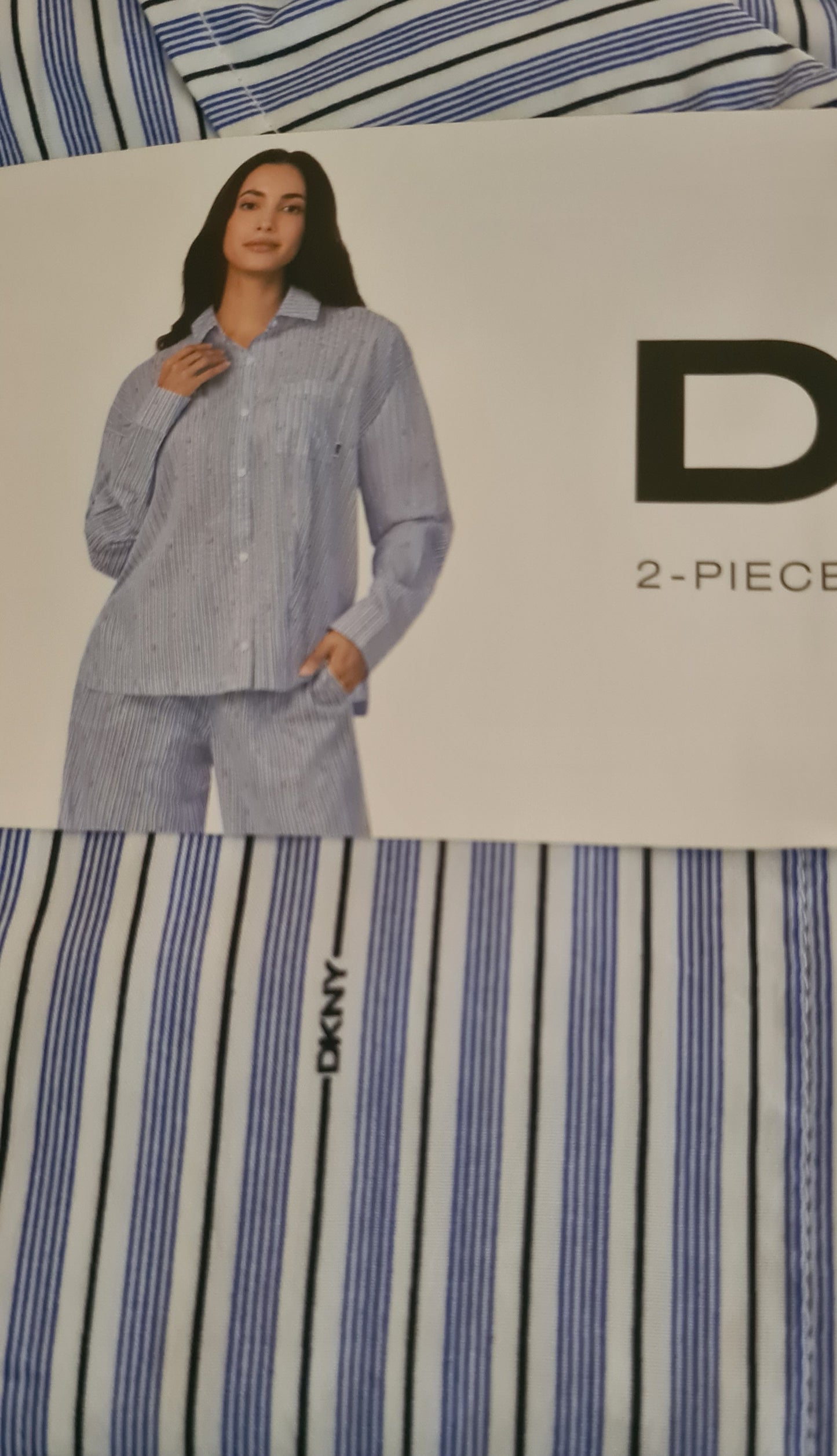 New DKNY Women's Notch Collar 2 Piece Woven Pyjama Set – Size XL - Blue/White
