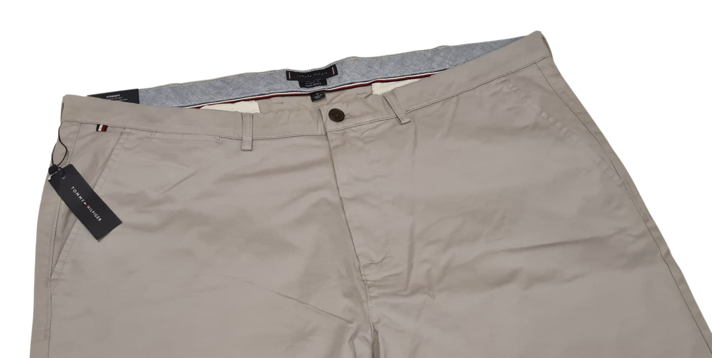 New Tommy Hilfiger Men's TH Flex Straight Fit Pants Grey Chino- Size 42