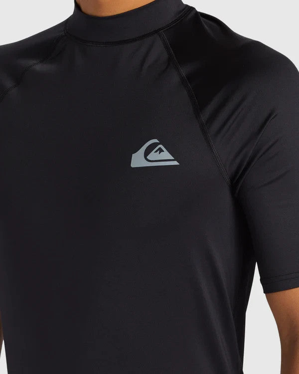 New Quiksilver Everyday Men’s Short Sleeve Rashie – Black - UPF 50+   Size SMALL