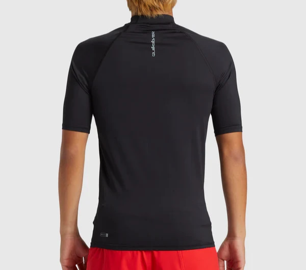 New Quiksilver Everyday Men’s Short Sleeve Rashie – Black - UPF 50+   Size SMALL
