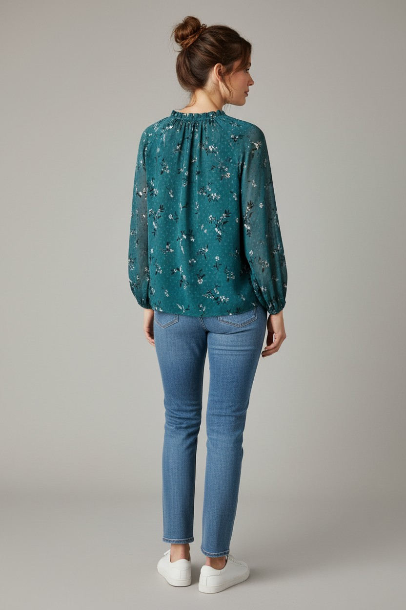 Hilary Radley Women’s Long Sleeve Blouse – Ruffle Neckline -Size XXL