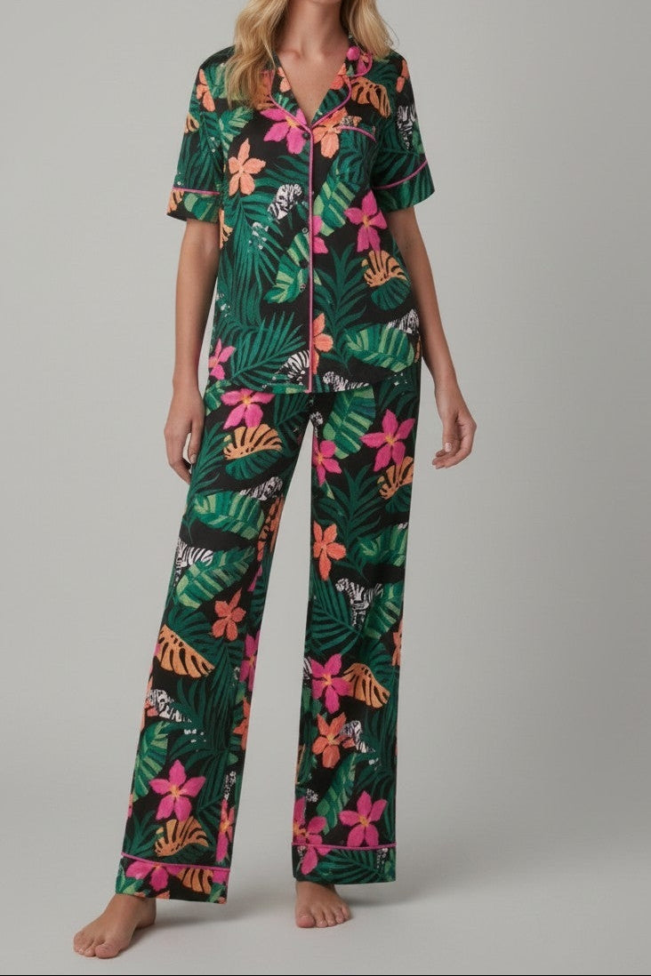 New Room Service Ladies Notch Collar 2 Piece Pyjama Set – Size Medium